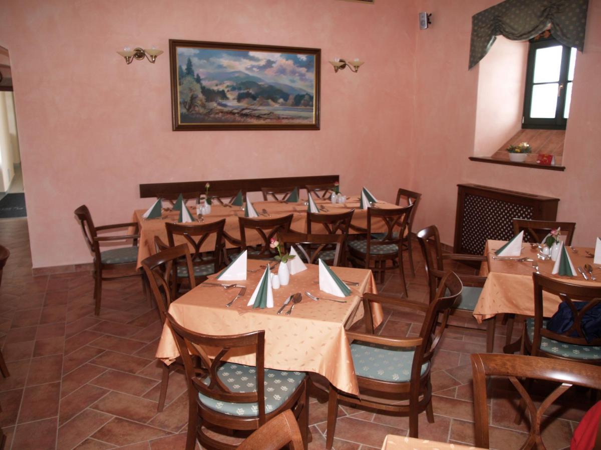 Hotel Svatý Tomáš Přední Výtoň Esterno foto