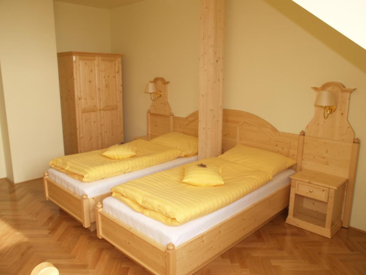 Hotel Svatý Tomáš Přední Výtoň Esterno foto