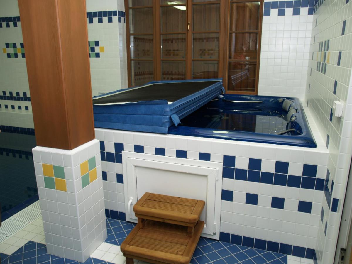 Hotel Svatý Tomáš Přední Výtoň Esterno foto