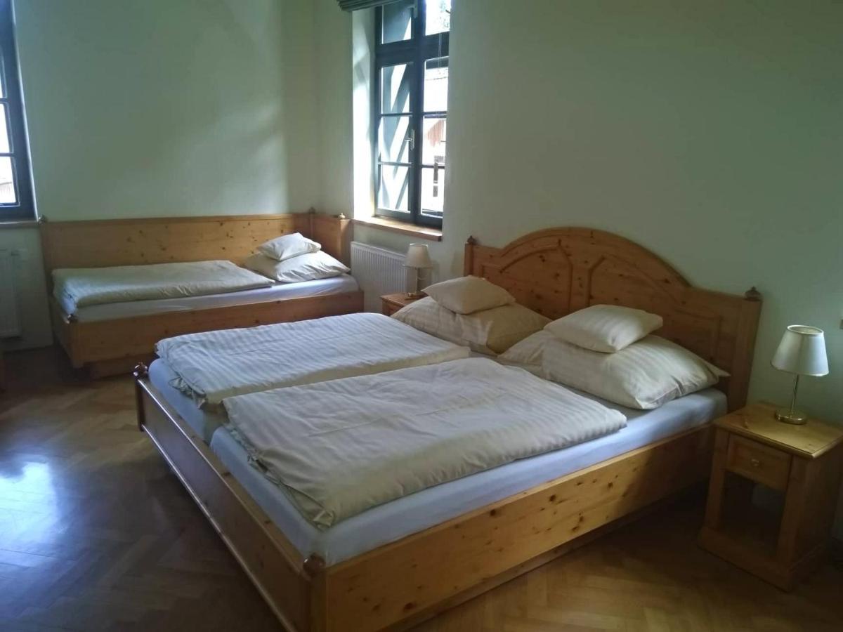 Hotel Svatý Tomáš Přední Výtoň Esterno foto