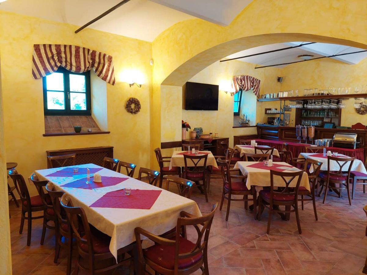 Hotel Svatý Tomáš Přední Výtoň Esterno foto