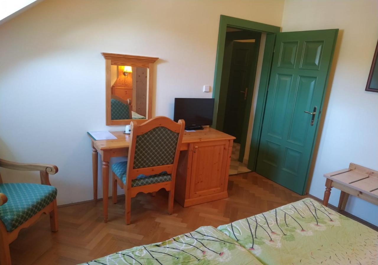 Hotel Svatý Tomáš Přední Výtoň Esterno foto