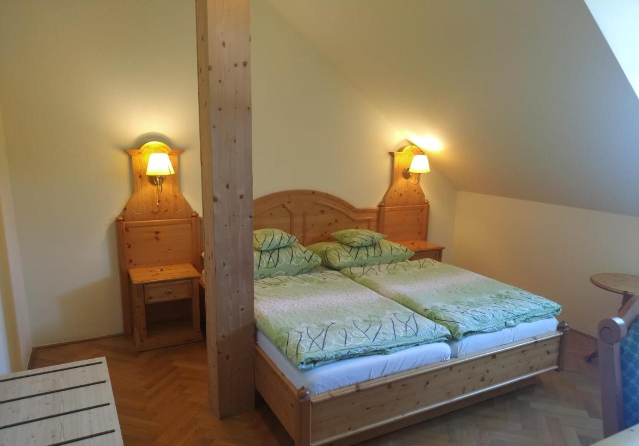 Hotel Svatý Tomáš Přední Výtoň Esterno foto