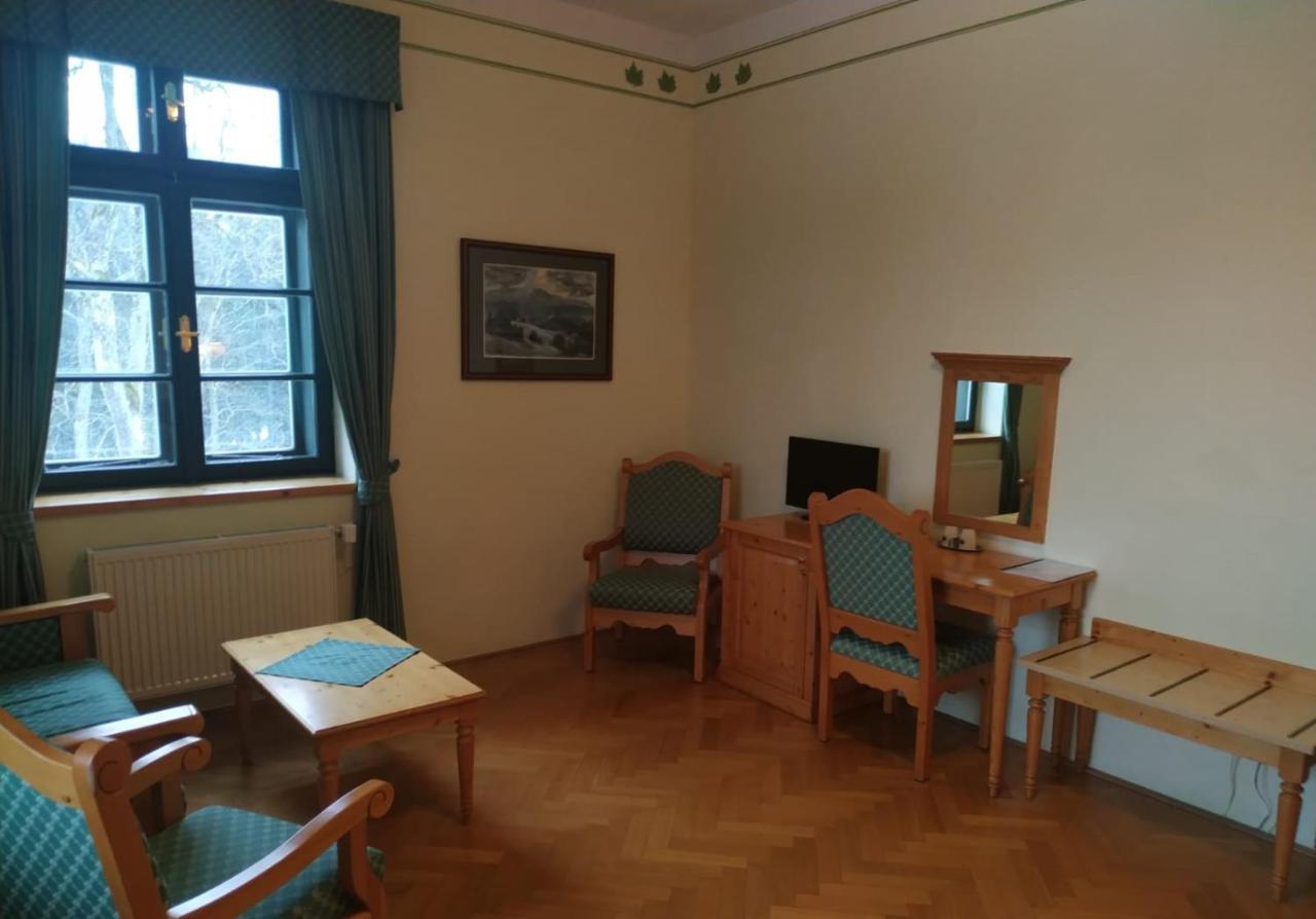 Hotel Svatý Tomáš Přední Výtoň Esterno foto